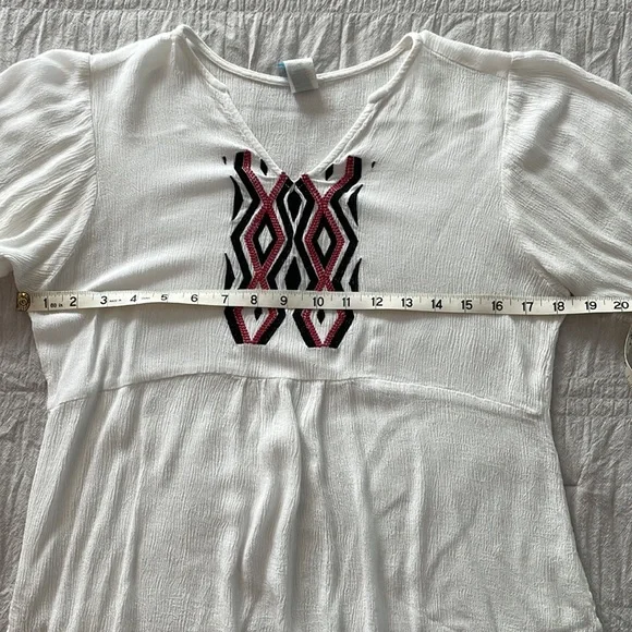 Buttons Boho 3/4 Sleeve Peasant Top - Picture 7 of 10